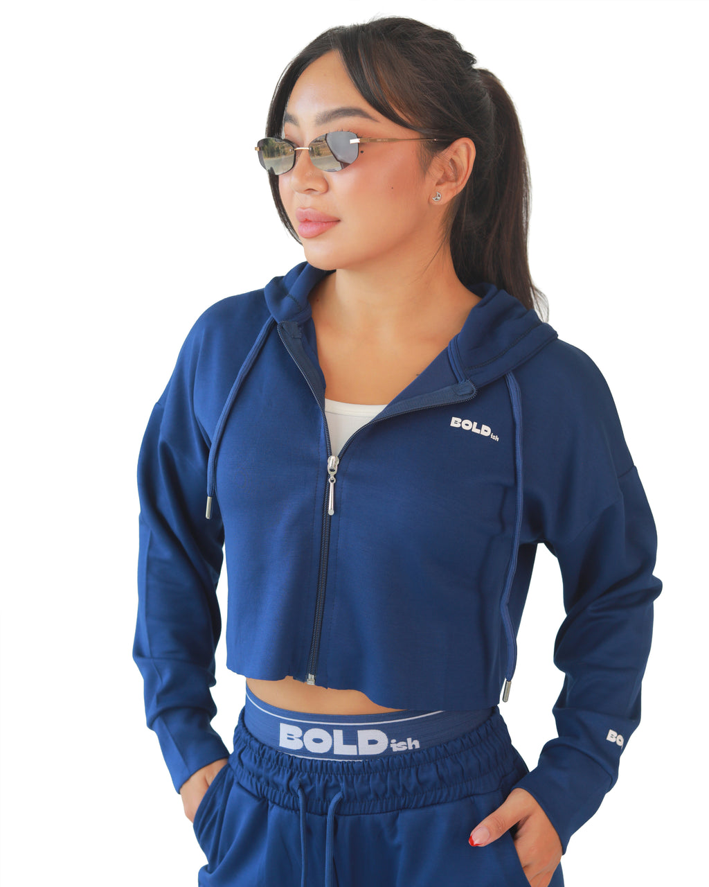 BOLDISH ZIPPERED CROP TOP
